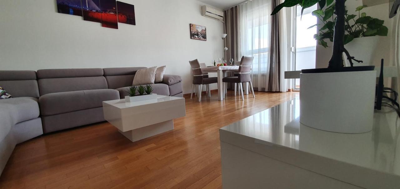 Royal Apartment Belvill Βελιγράδι Εξωτερικό φωτογραφία